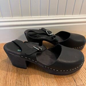 Lotta Sweden All Black Wooden Clog Mary Jane EUC
